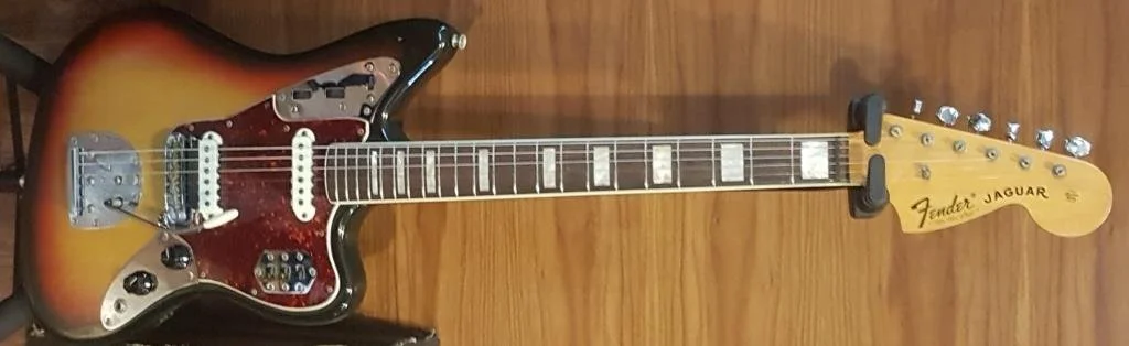 1971 USA Fender Jaguar in Hardcase — Glasgow Cross Music